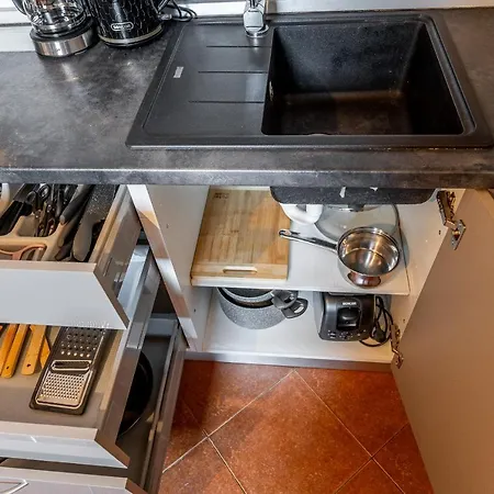 Apartman Mezonet Na Namesti