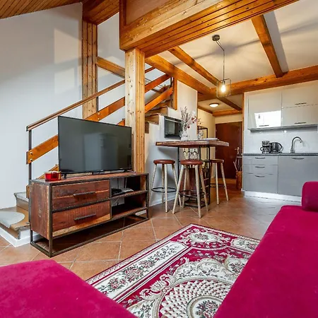 Mezonet Na Namesti Apartman Kassa